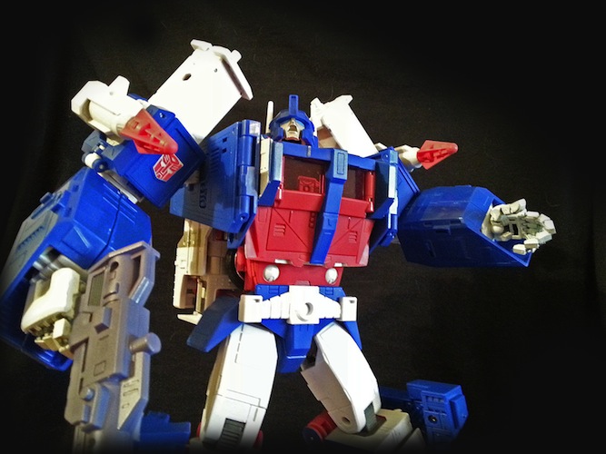 ~Custom Transformers Masterpiece Ultra Magnus MP-22~